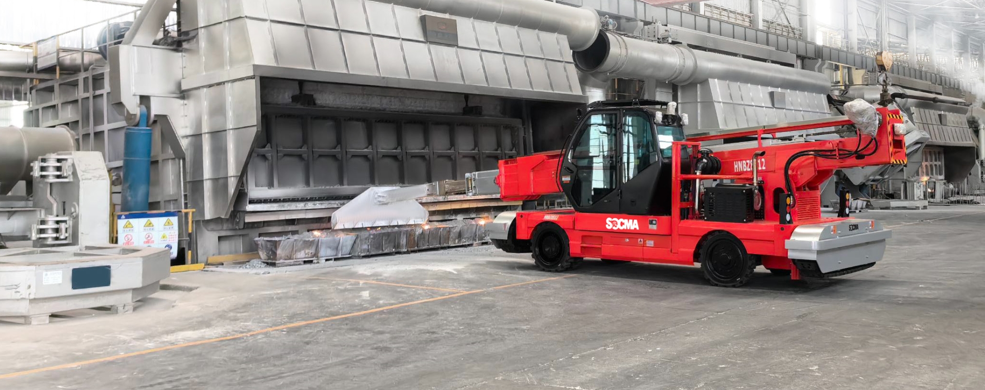 Soluciones de Precisión para Fundiciones de Aluminio con Vehículos de Mantenimiento de Hornos SOCMA